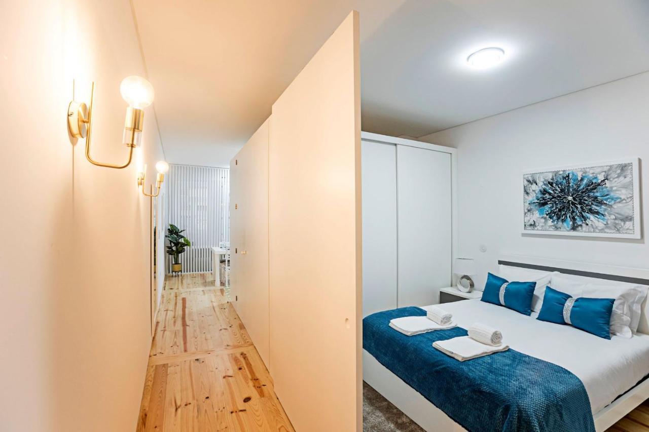 Loios 1Br Flat Downtown By Lovelystay Porto Luaran gambar